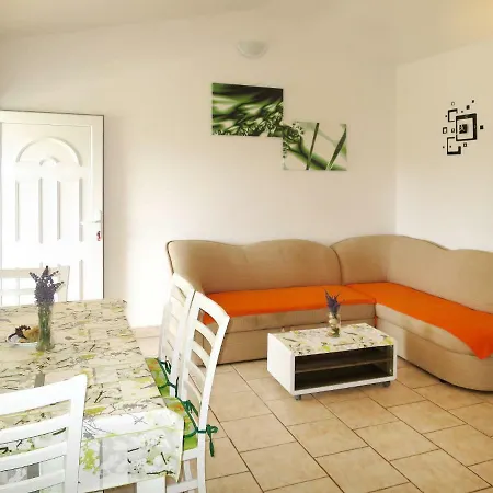 דירה Haus Mira ויר