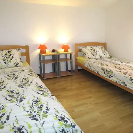 Haus Mira דירה *